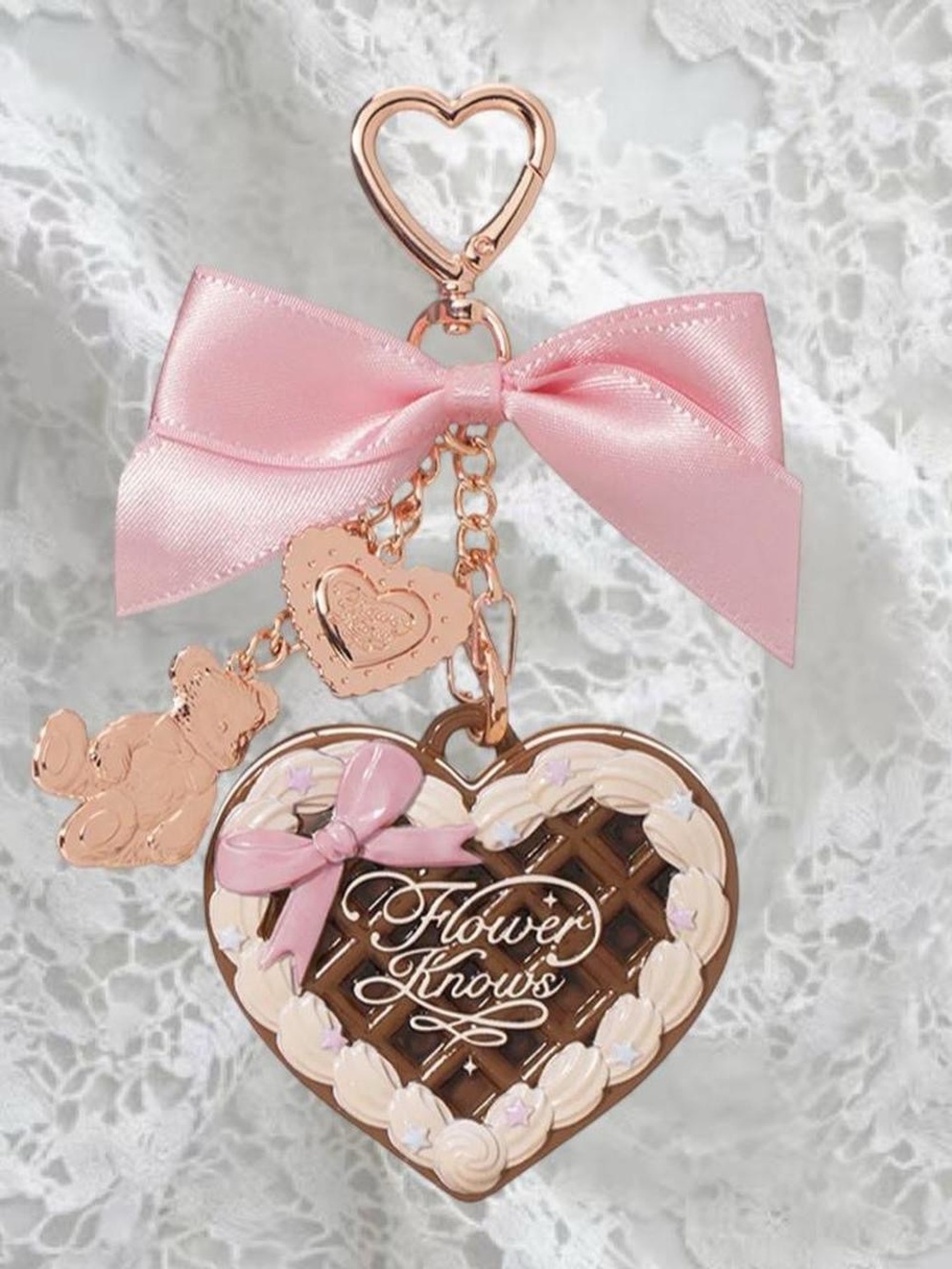 Flower Knows Sweetie Bear Mini Setting Powder Charm in Cocoa 🍫